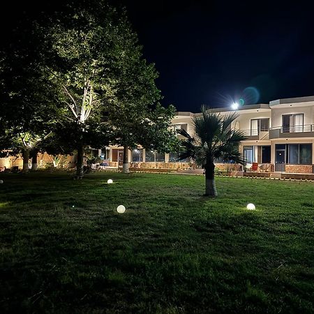 Orb Inn Sarandë Eksteriør bilde