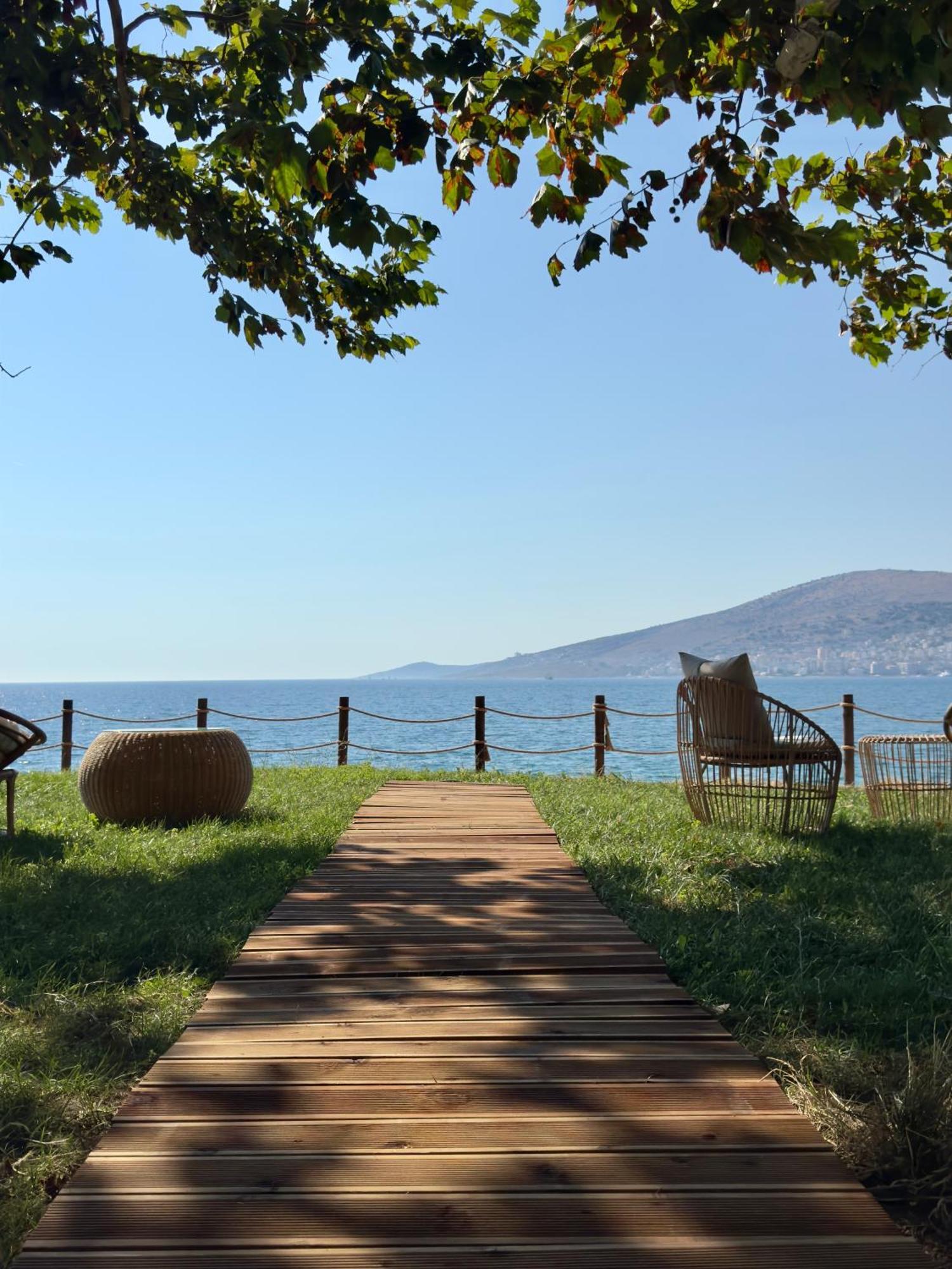 Orb Inn Sarandë Eksteriør bilde